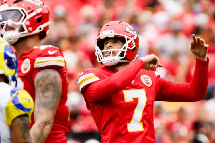 Butker kicks 69-yard field goal for KC